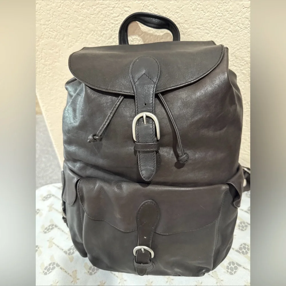 London‎ Fog Leather Backpack Brown Drawstring Flap Buckle Pockets Travel Bag